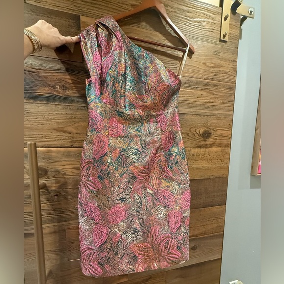 Maggy London One-Shoulder Pink and Purple Midi Brocade/Jaquard Dress - Picture 3 of 12